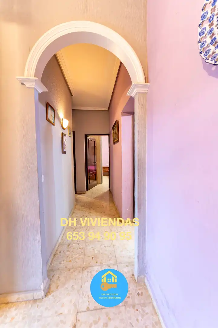 Houses for sale in Dos Hermanas  with Air Conditioner, Private garden and Terrace