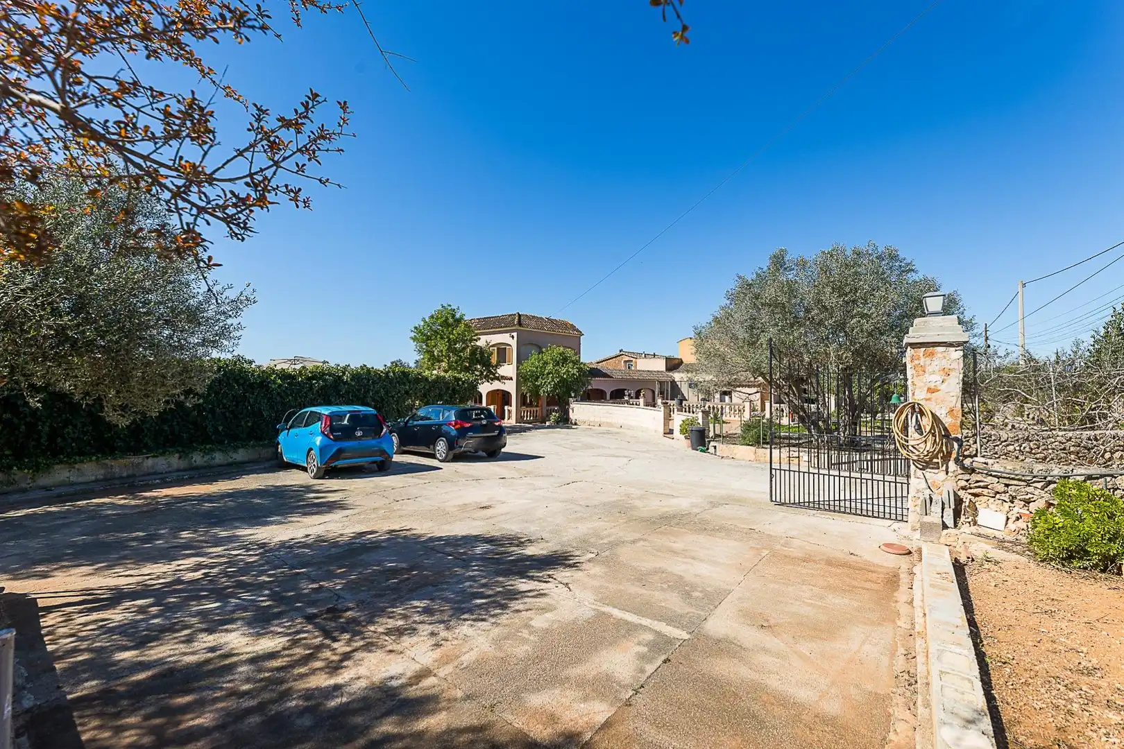 Außenansicht von Country house zum Verkauf in  Palma de Mallorca mit Klimaanlage, Heizung und Privatgarten