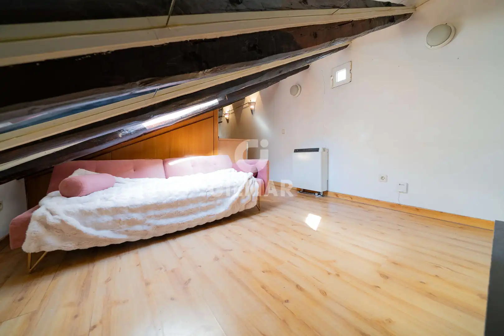 Habitación de Piso en venta en Madrid con Calefacción