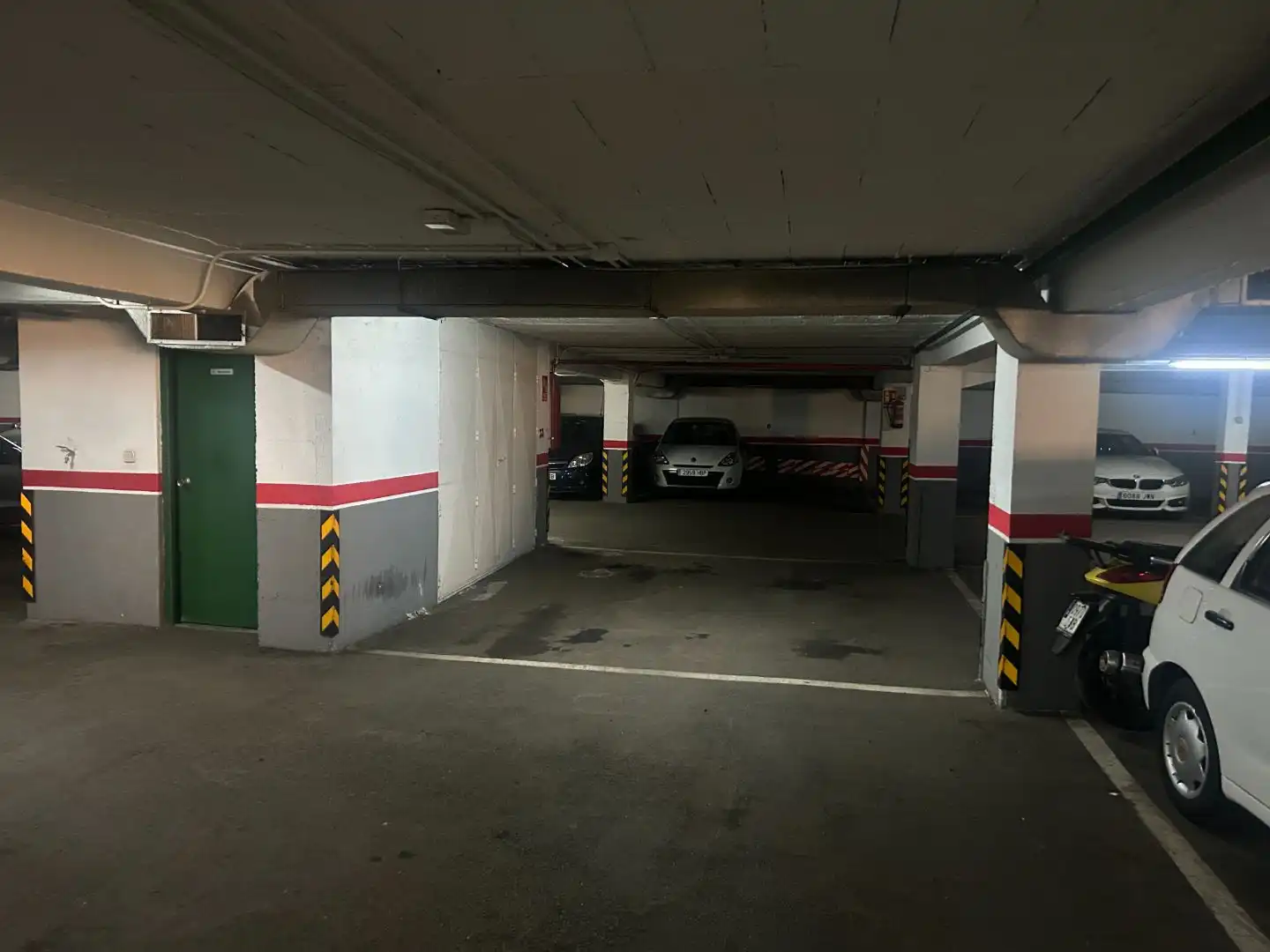 Parking of Garage for rent in Madrid