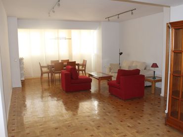 Wohnung mit Aufzug zur Miete in Calle de Alcántara