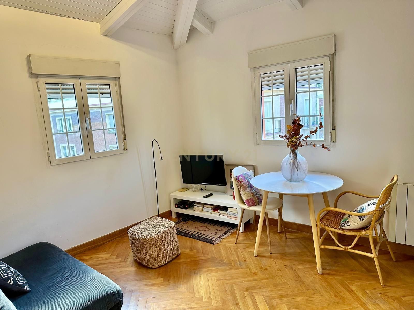 Flat to rent in Calle de Augusto Figueroa, Madrid, Spain, 25, Justicia - Chueca, Centro