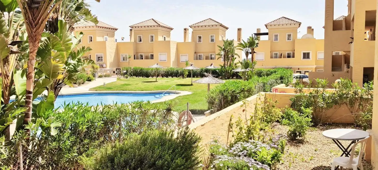 Vista exterior de Planta baixa en venda en Vera amb Aire condicionat, Jardí privat i Terrassa