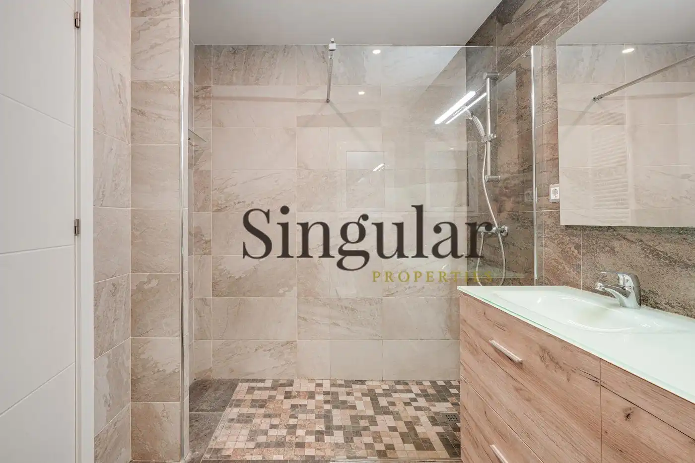 Flat with terrace for sale in Eixample, imagen 30