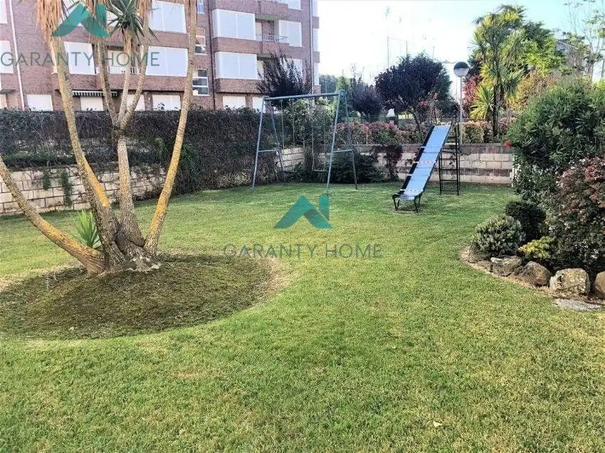 Pis de lloguer en Noja amb Jardí privat, Terrassa i Piscina comunitària