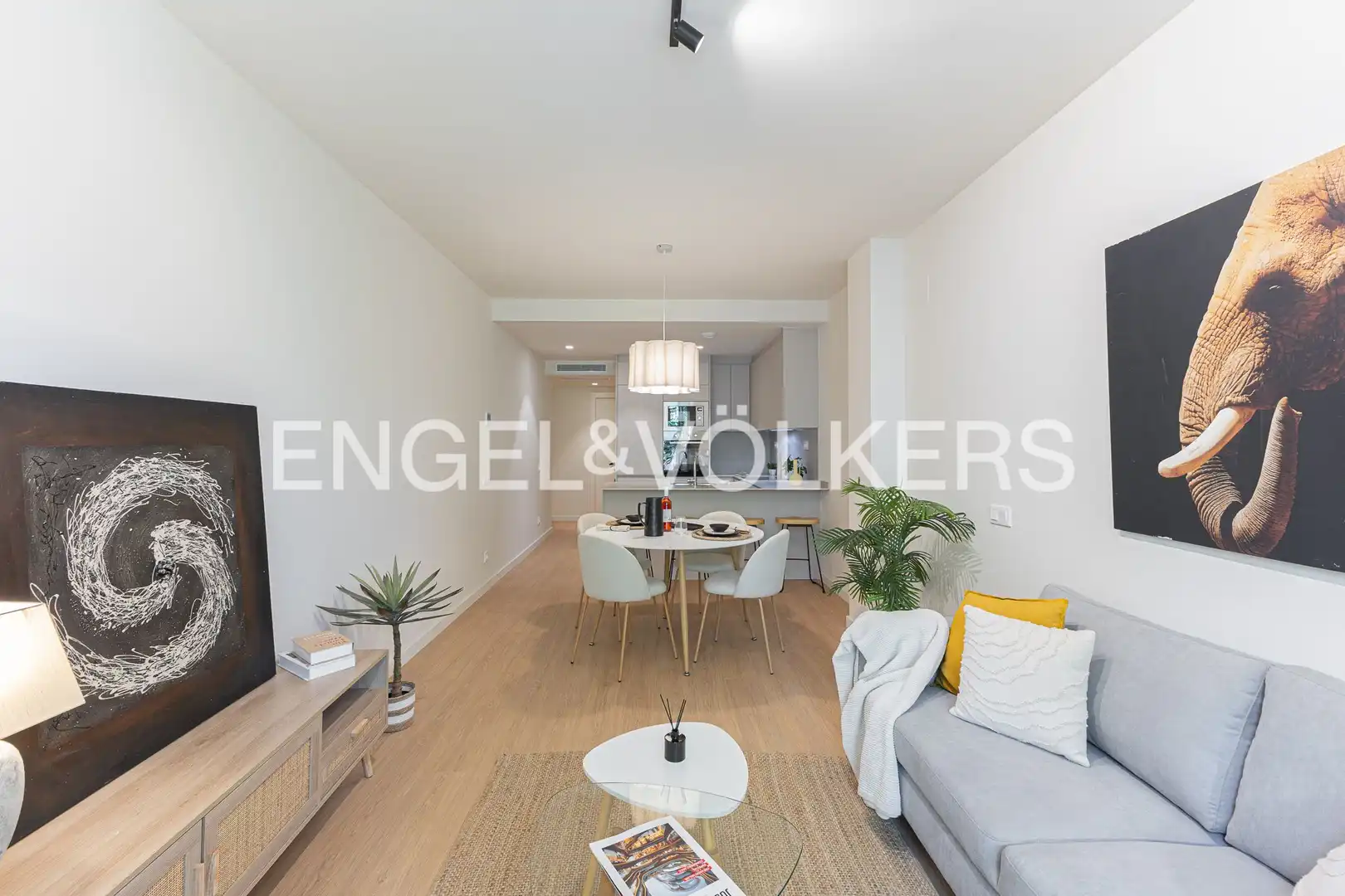 Living room of Flat for sale in Barcelona  with Air Conditioner, Heating and Parquet flooring