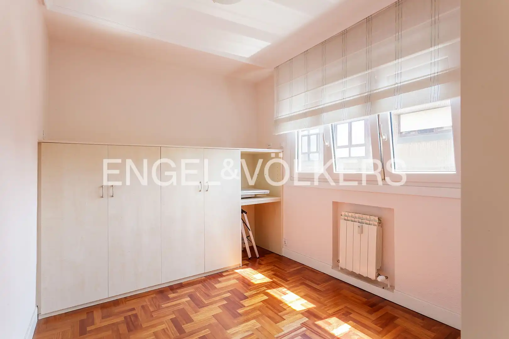 Habitación de Piso en venta en Getxo  con Calefacción y Trastero
