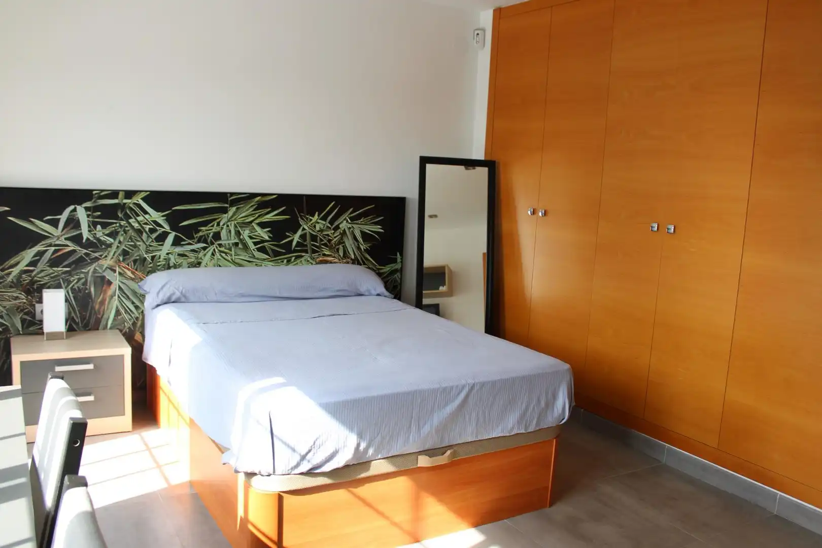 Dormitori de Casa o xalet en venda en Oliva amb Aire condicionat, Jardí privat i Terrassa
