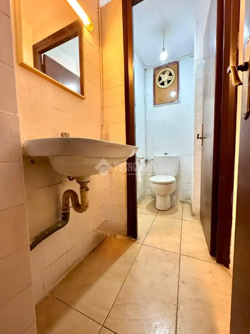 Local comercial en venda a Eixample, imagen 12