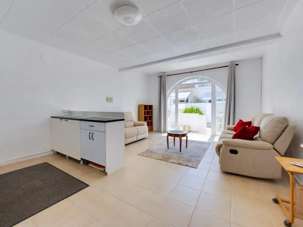 Bungalow con jardín en venta en Zona Carrefour - Urbanizaciones, imagen 12