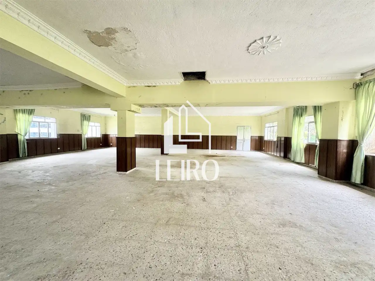 Edifici en venda en Catoira amb Piscina comunitària