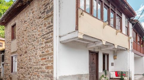 Foto 3 de Casa adosada en venta en Lugar Lugar Enfistiella, 37, Aller, Asturias