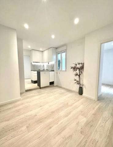 Piso en Alquiler en Calle de Padilla, 10 en Castellana