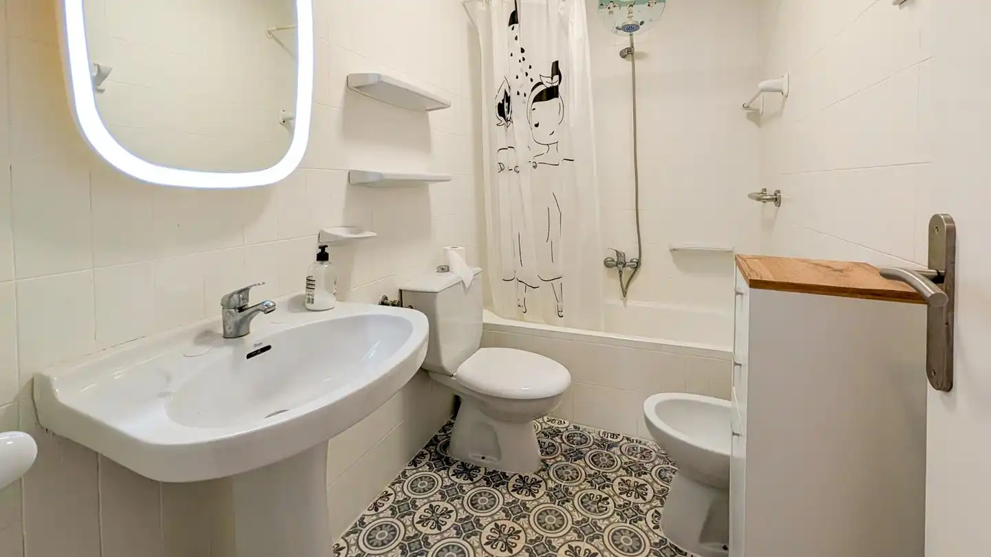 Baño de Piso en venta en Santa Pola con Terraza, Trastero y Amueblado
