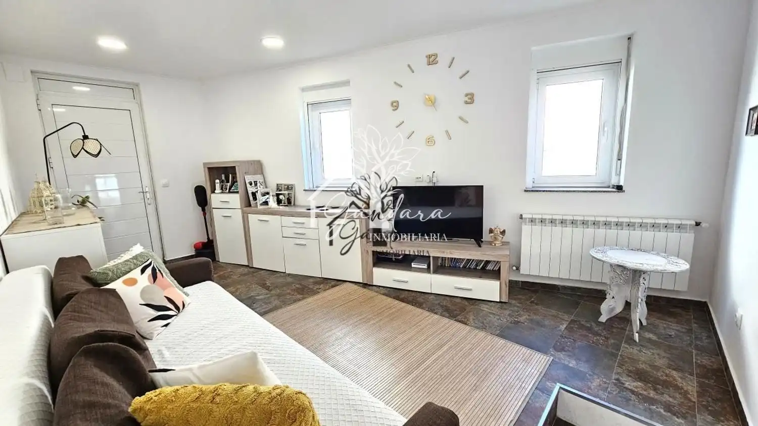 Wohnzimmer von Einfamilien-Reihenhaus zum Verkauf in Narón mit Heizung, Abstellraum und Möbliert