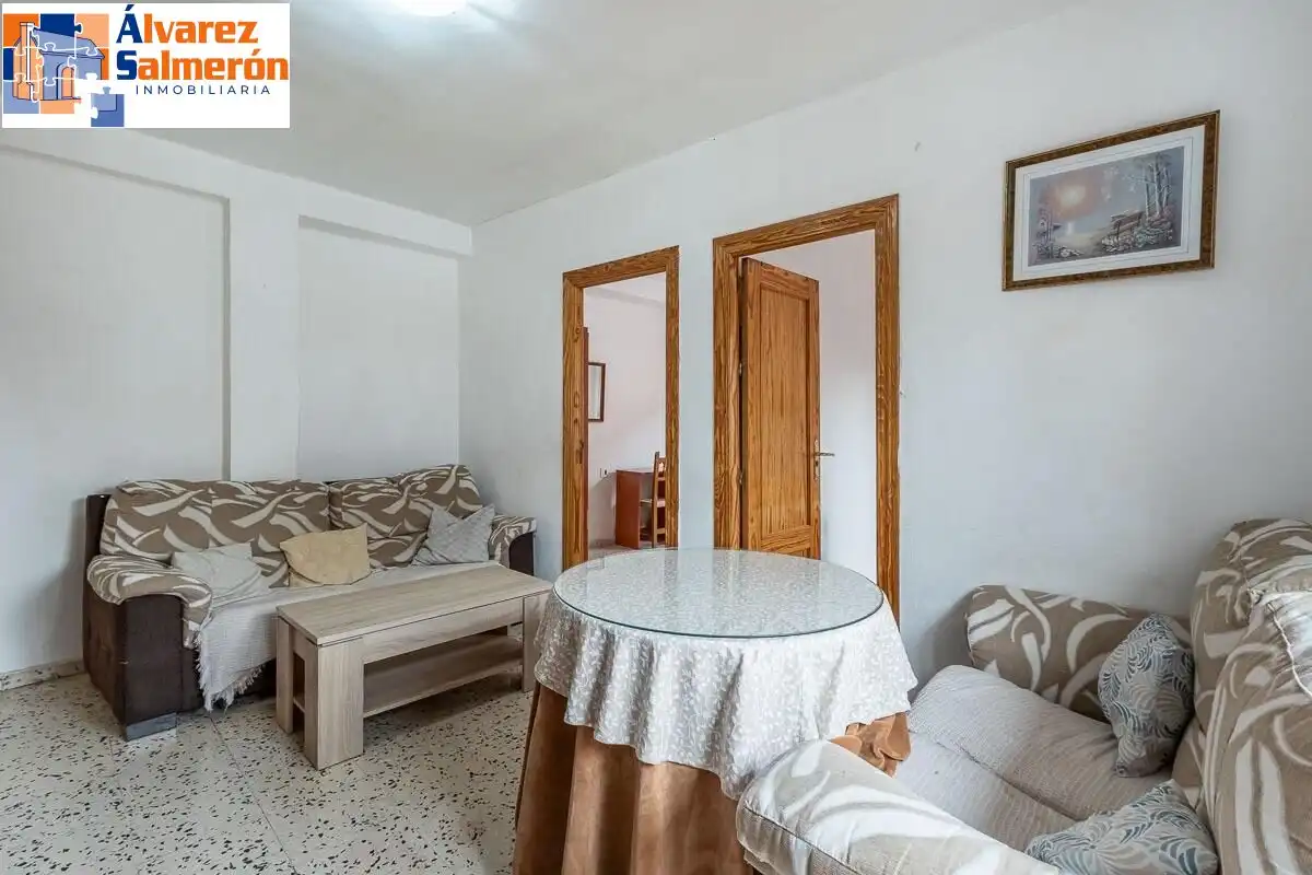 Flat for sale in Calle de las Caballerizas, Centro - Sagrario
