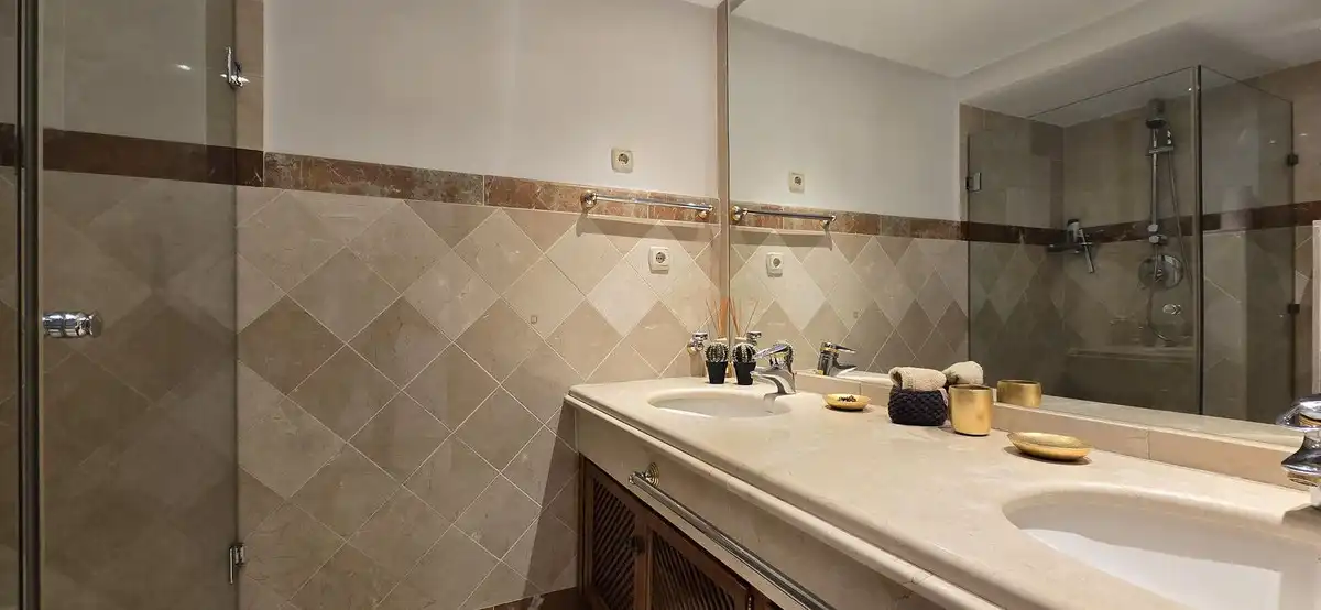 Wohnung mit Aufzug zum Verkauf in Estepona Pueblo, imagen 25