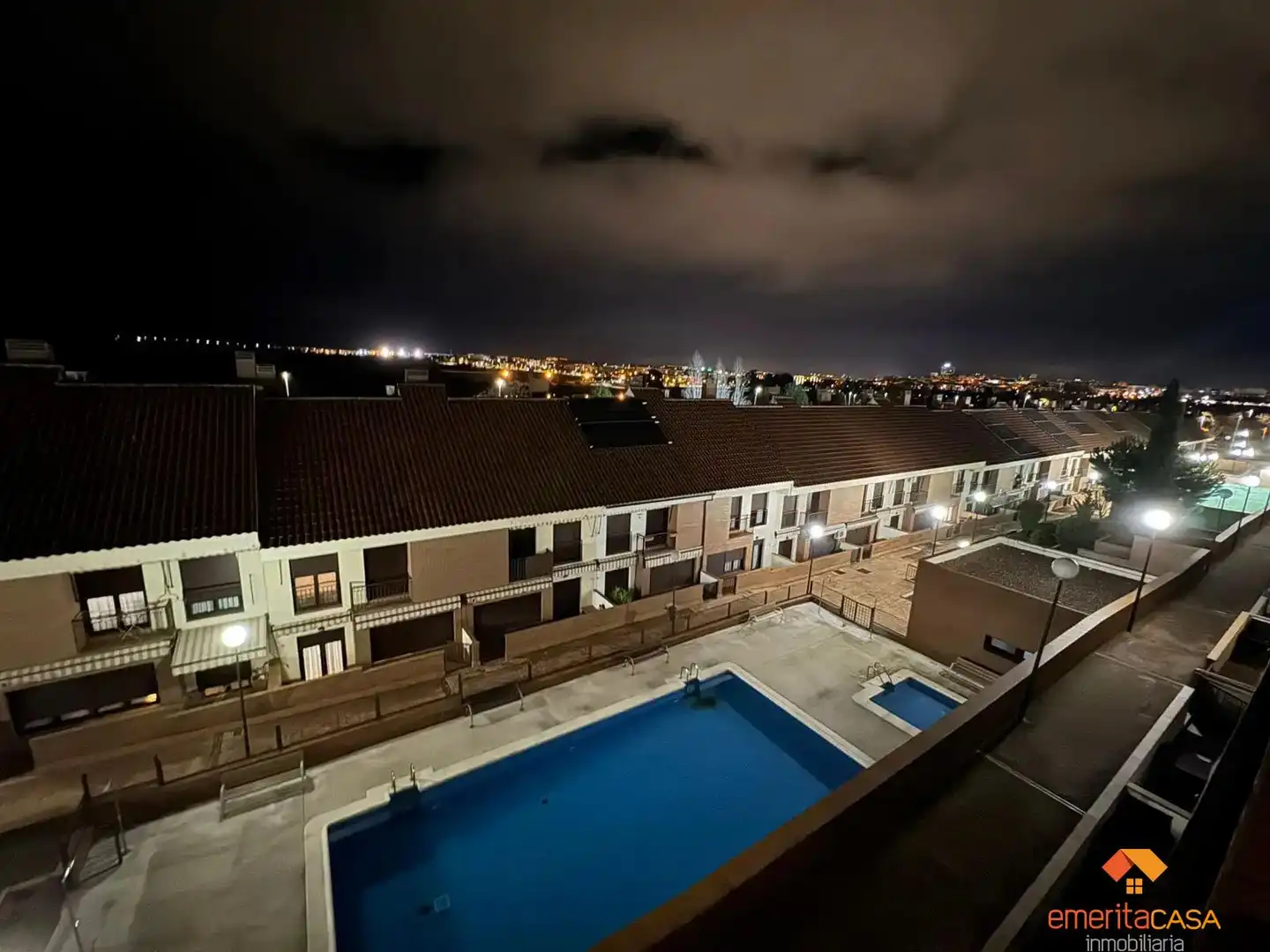 Xalet amb piscina en venda a Oeste