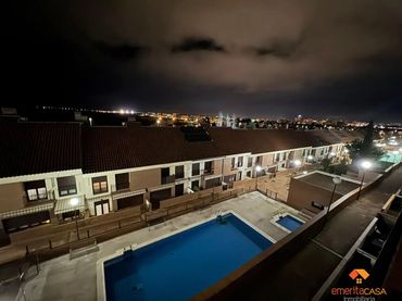 Villa con piscina in vendita a Oeste
