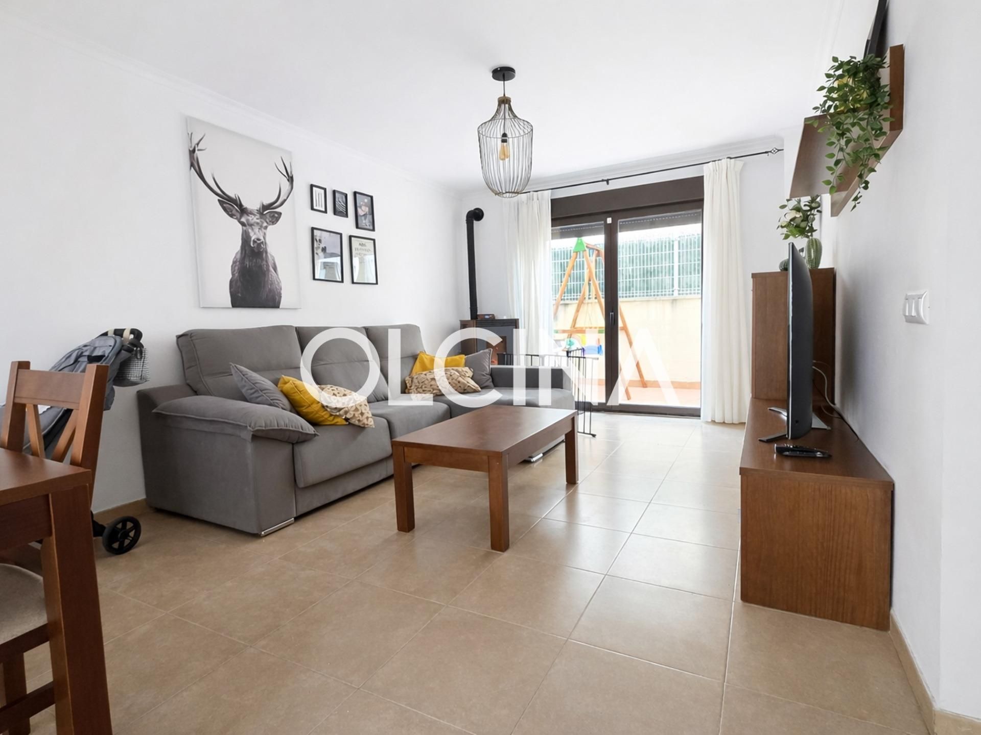 Sala de estar de Casa adosada en venta en Castalla con Aire acondicionado, Jardín privado y Terraza