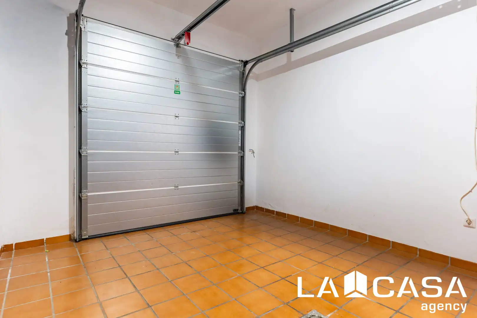 Parkplatz von Haus oder Chalet zum Verkauf in Dos Hermanas