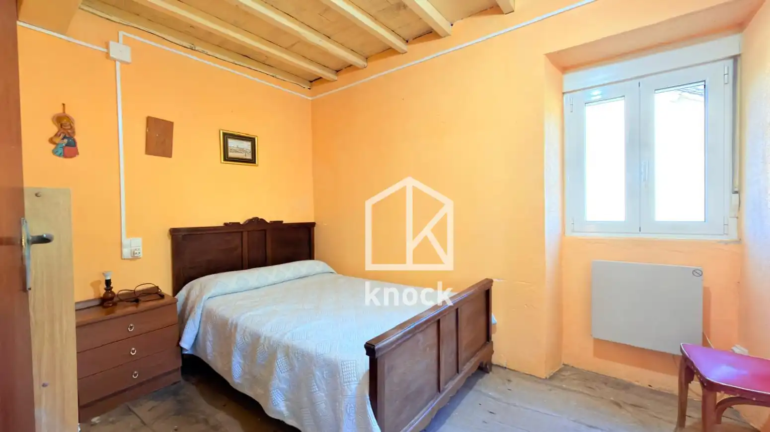 Dormitori de Casa o xalet en venda en Valdés - Luarca amb Calefacció i Jardí privat