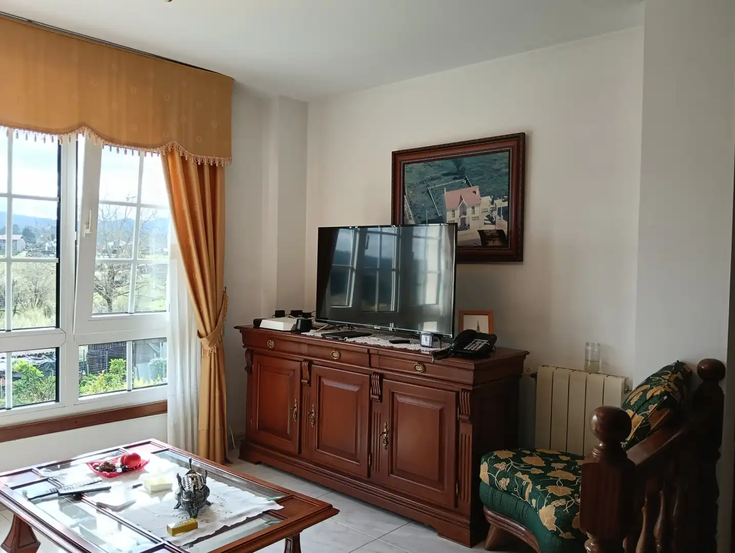 Sala de estar de Casa o chalet en venta en Oza dos Ríos con Calefacción, Jardín privado y Terraza