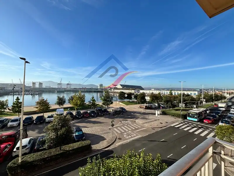 Flat with terrace to rent in Calle Marqués de la Hermida, imagen 12