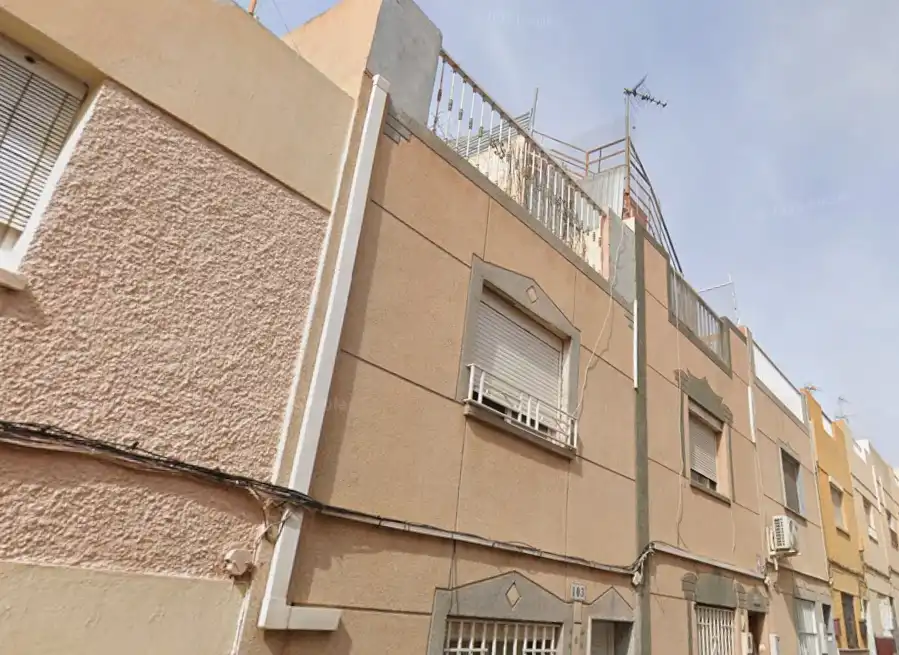 Vista exterior de Casa o xalet en venda en Almería