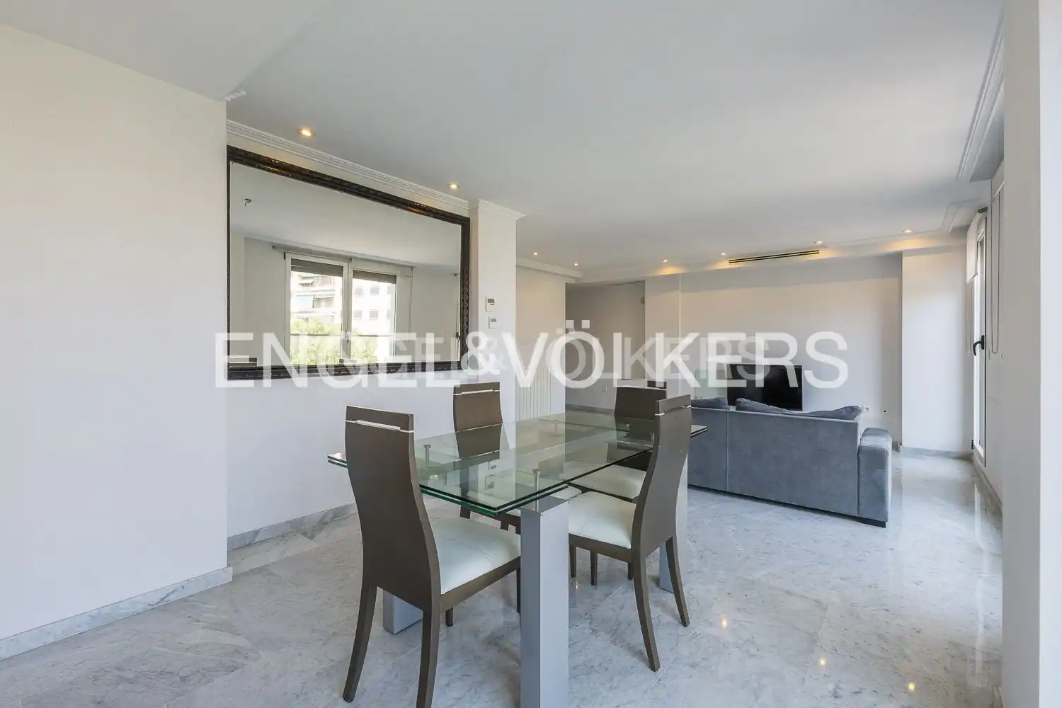 Comedor de Piso en venta en Valencia con Aire acondicionado, Calefacción y Terraza