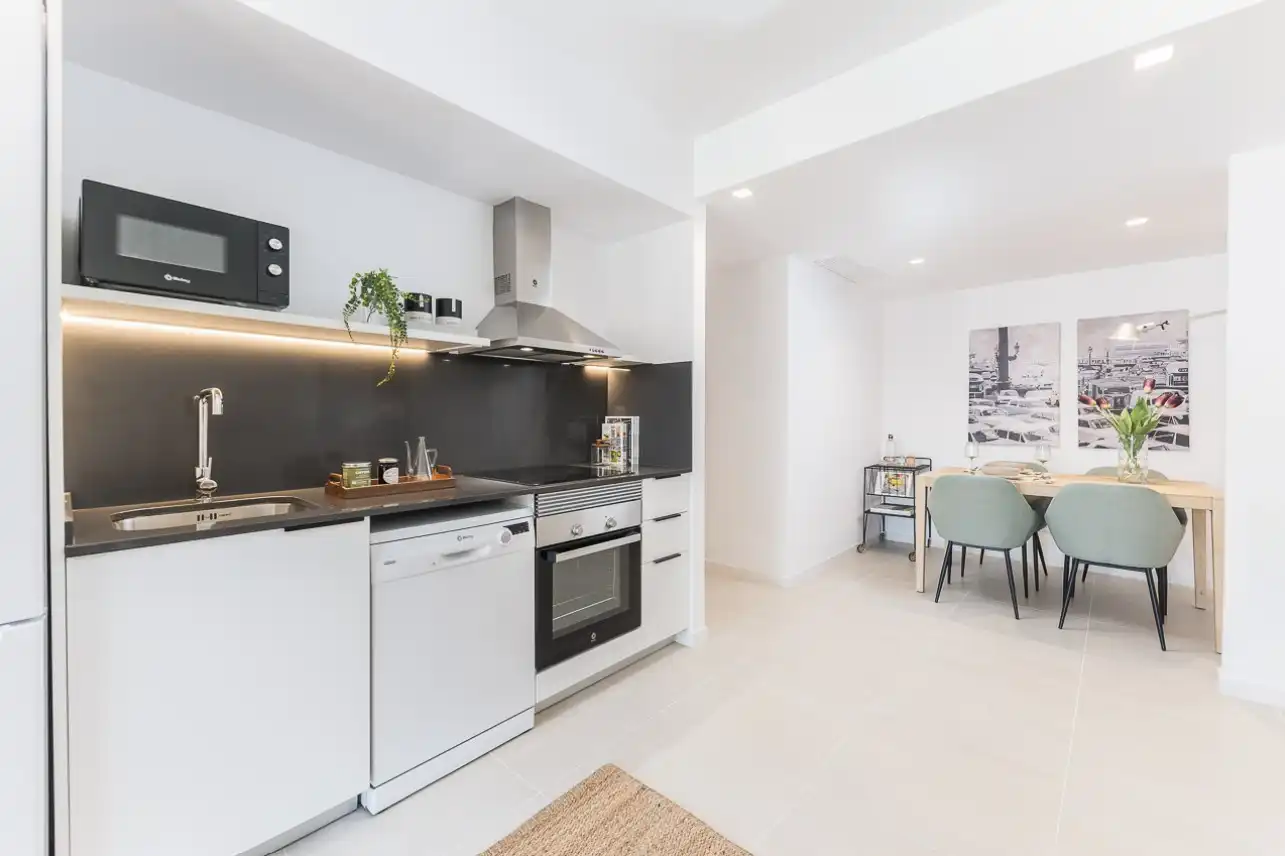 Cocina de Piso de alquiler en Barcelona con Aire acondicionado, Calefacción y Amueblado