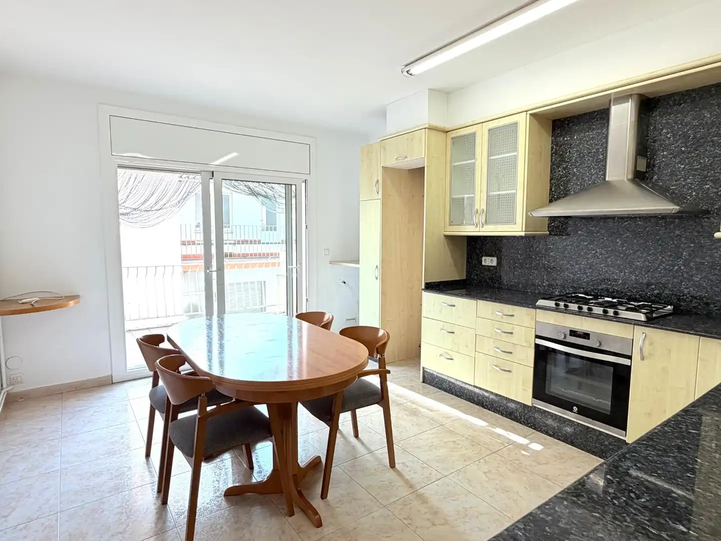 Kitchen of Flat for sale in El Poble Sec