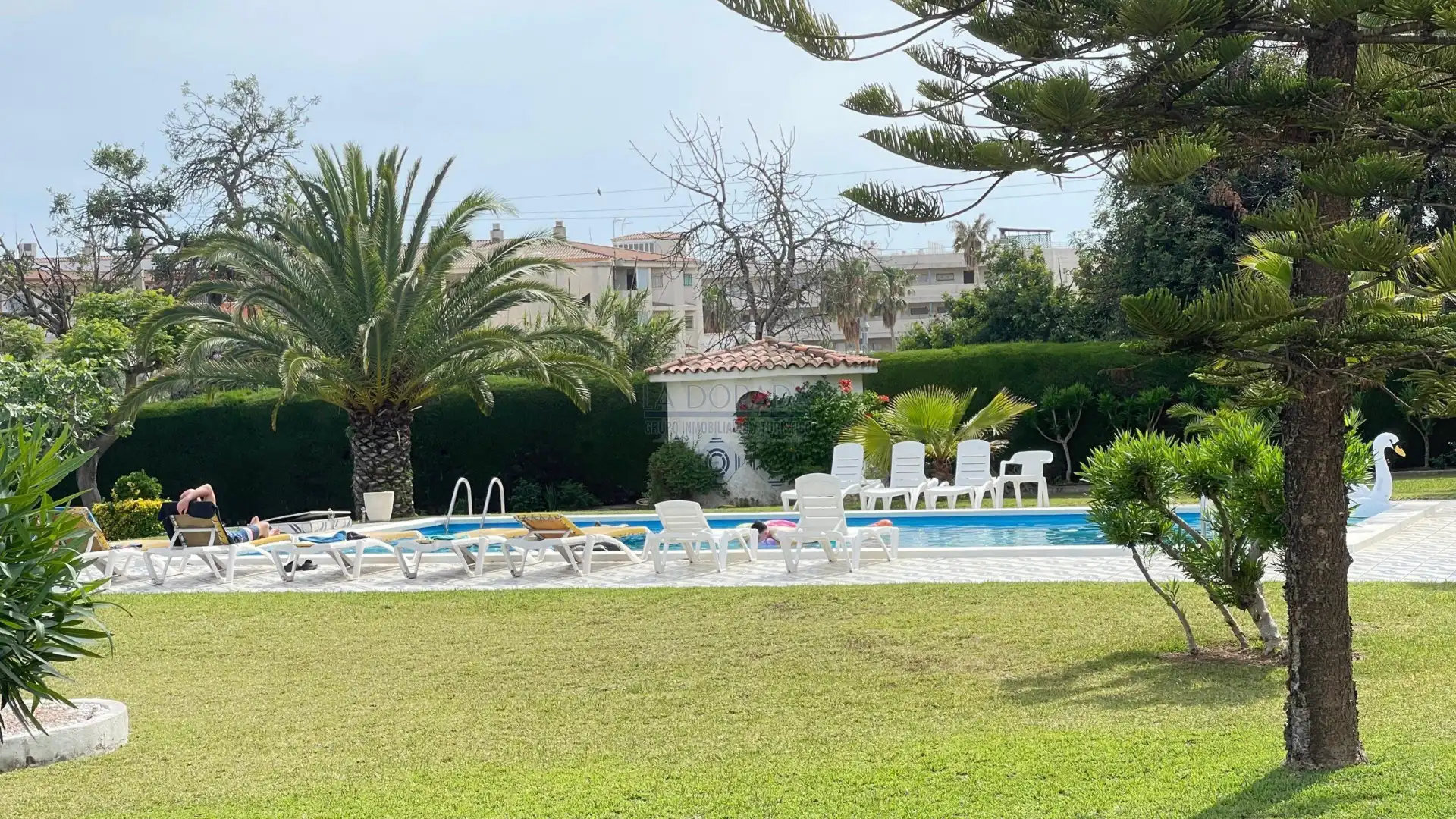Schwimmbecken von Haus oder Chalet zum Verkauf in Cambrils mit Klimaanlage, Privatgarten und Terrasse