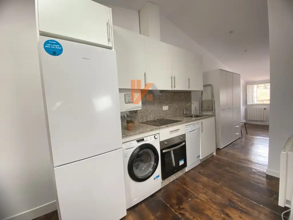 Küche von Loft zur Miete in Santiago de Compostela  mit Möbliert