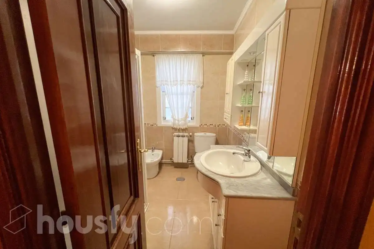 Baño de Piso en venta en A Coruña Capital  con Calefacción