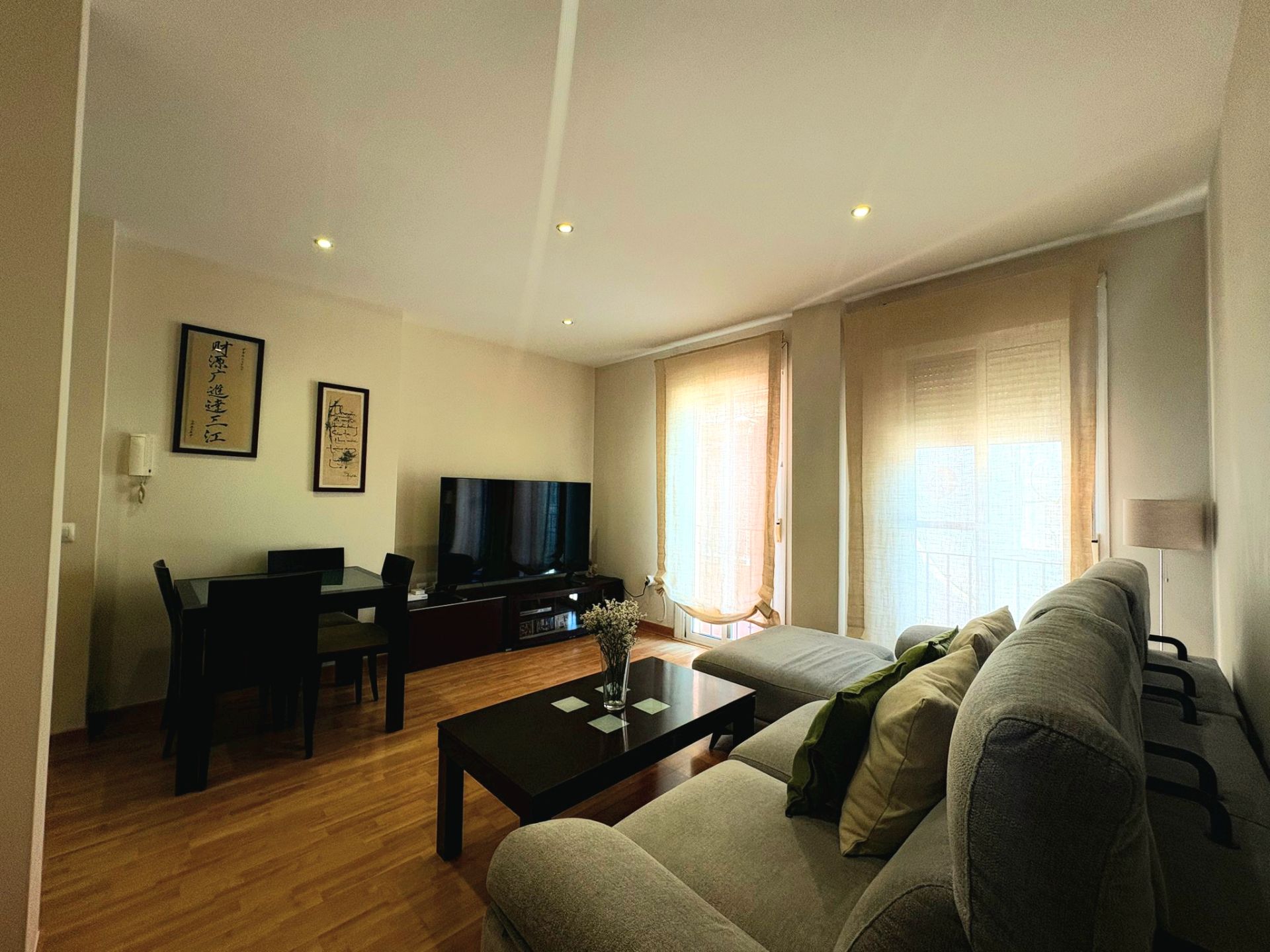 Sala d'estar de Pis en venda en  Sevilla Capital amb Aire condicionat, Terrassa i Forn