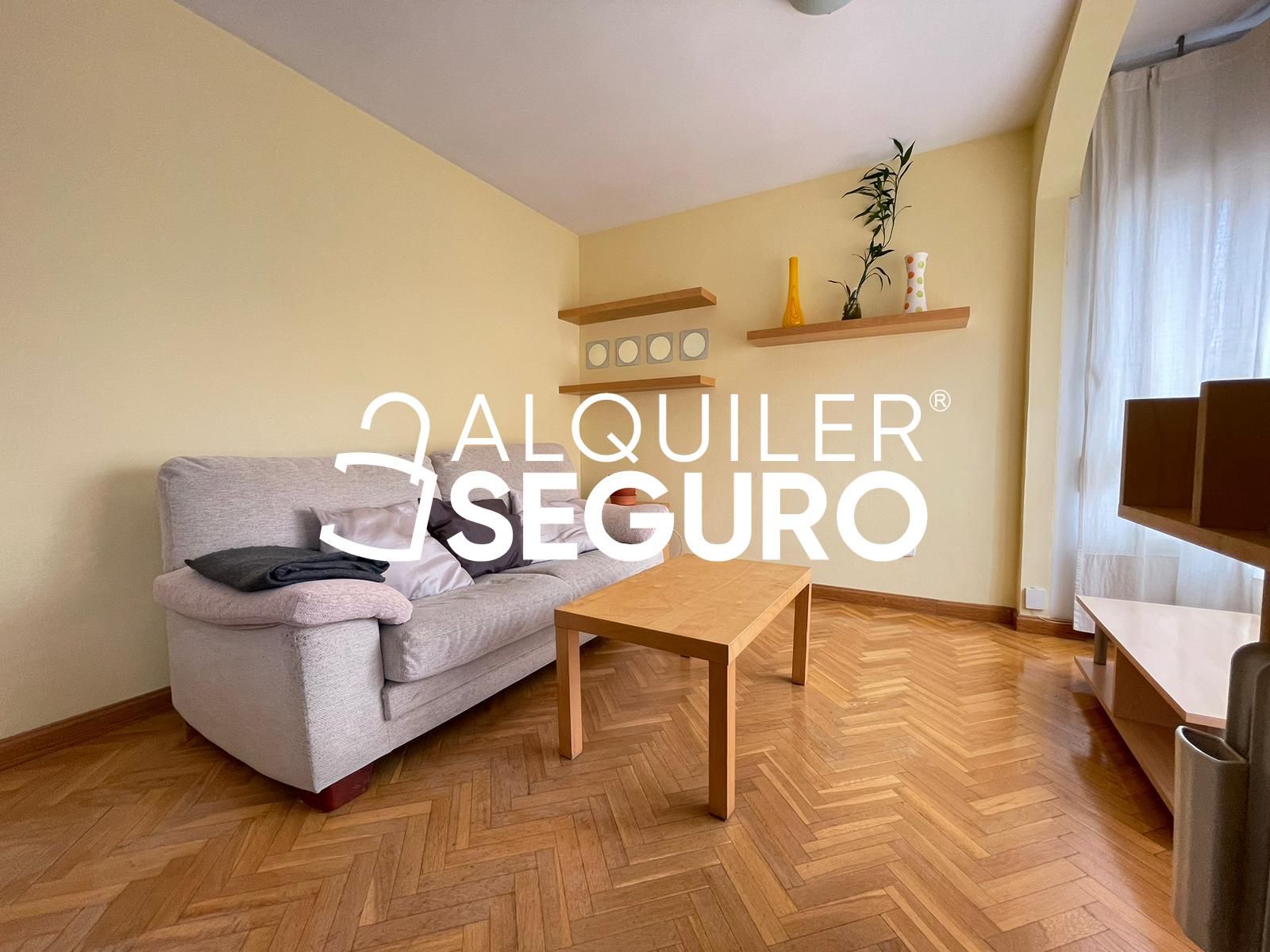 Living room of Flat to rent in San Sebastián de los Reyes  with Air Conditioner, Heating and Storage room