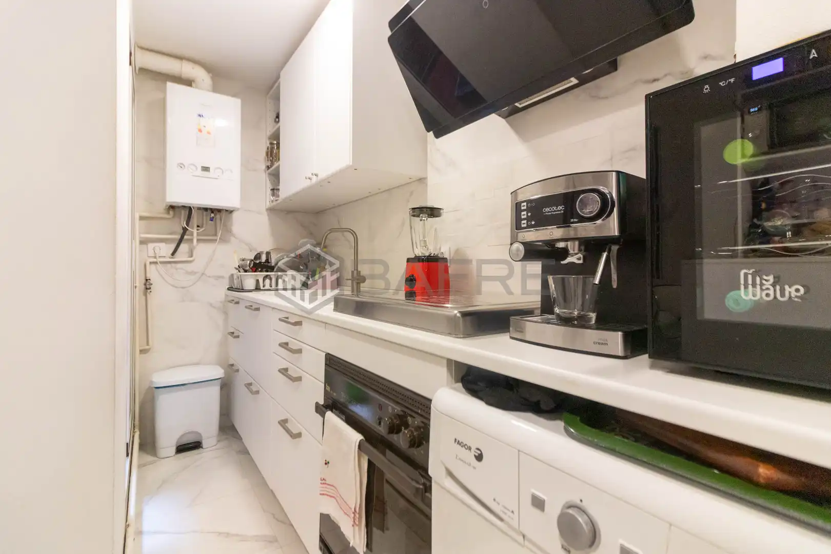 Cocina de Piso en venta en Madrid con Calefacción