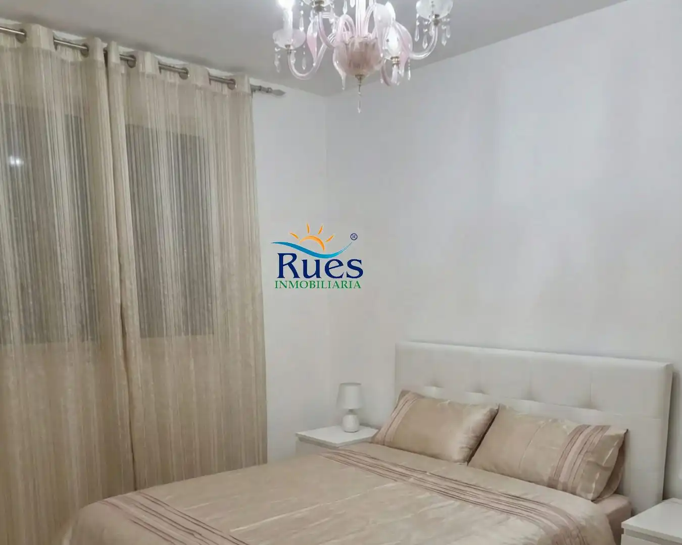 Schlafzimmer von Einfamilien-Reihenhaus zum Verkauf in Torreblanca mit Terrasse, Balkon und Gemeinschaftspool