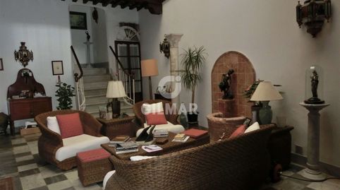 Casa palacio construida a finales del siglo XVIII y totalmente rehabilitada en el año 2003. Mármol y baldosa hidráulica antiguas c, imatge 2