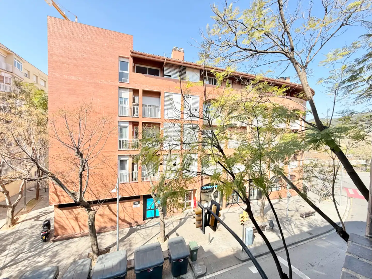 Exterior view of Flat for sale in Sant Just Desvern  with Air Conditioner, Heating and Parquet flooring