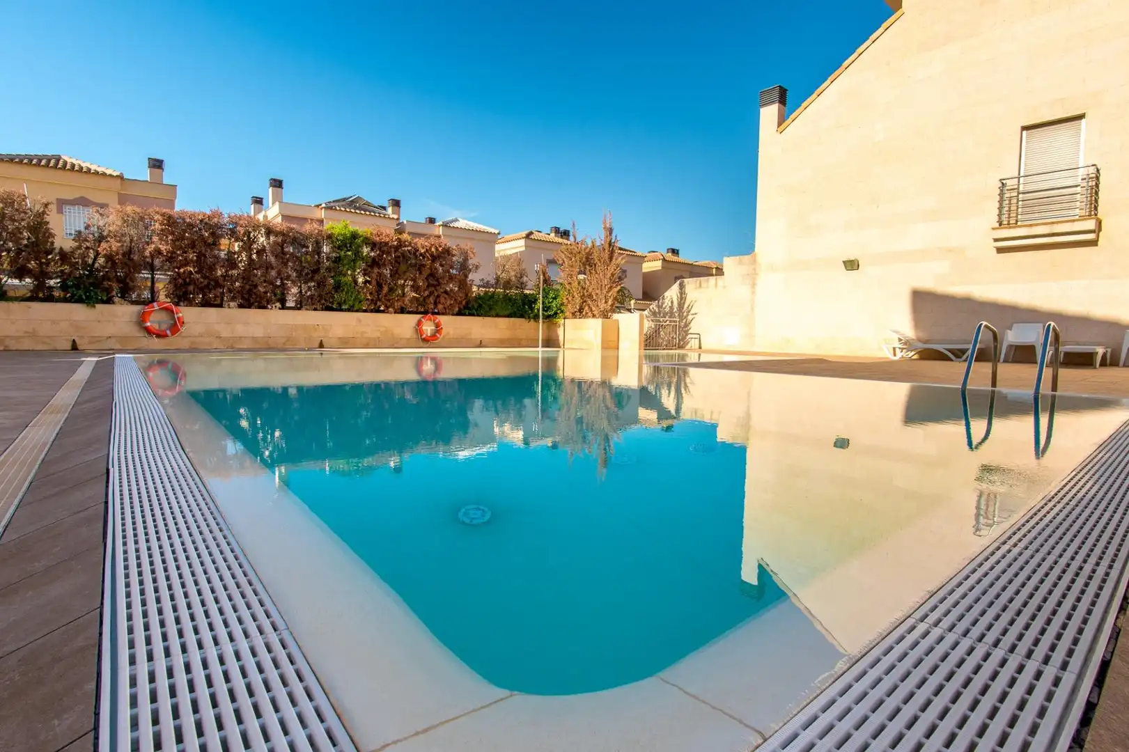 Swimming pool of Duplexes for sale in Pedanías Norte
