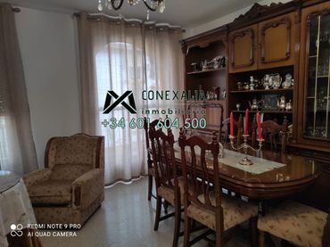 Piso con balcón en venta en Olvera