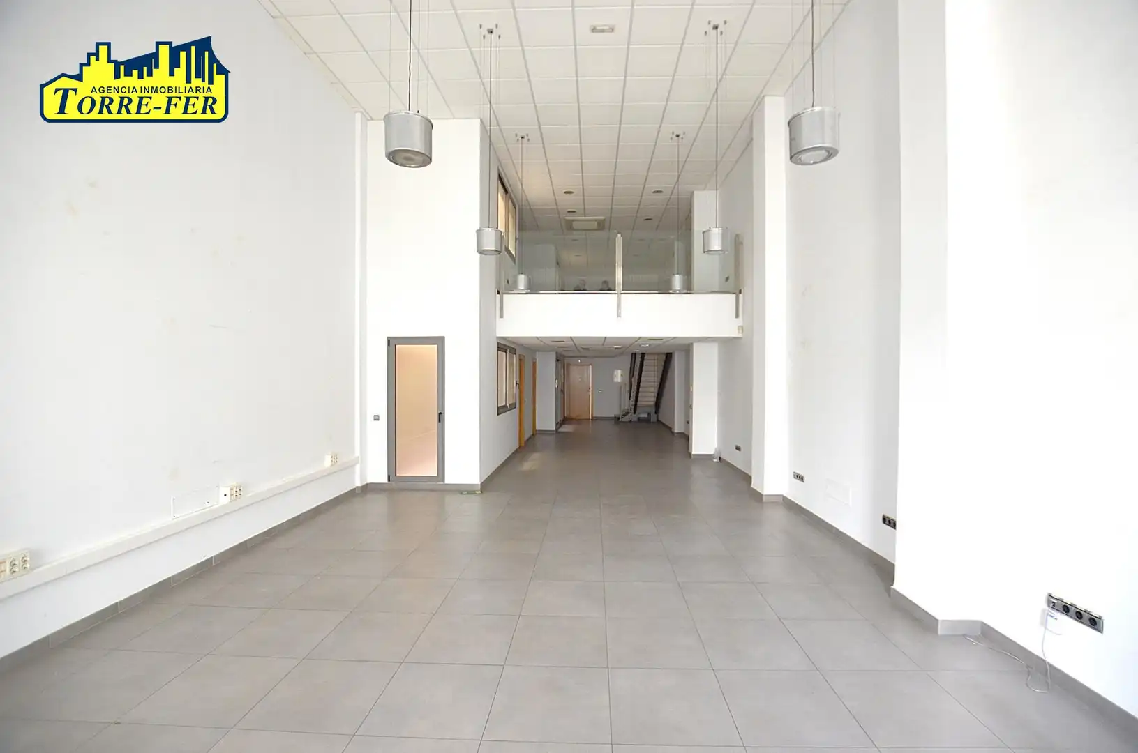 Büro zur Miete in Almería mit Klimaanlage