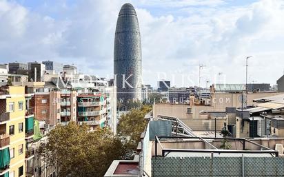 Exterior view of Flat for sale in  Barcelona Capital  with Air Conditioner, Heating and Oven