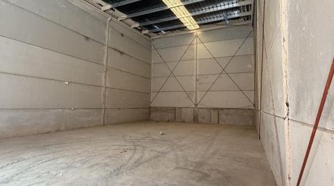 Foto 2 von Fabrikhallen zur Miete in Calle Mairena del Aljarafe, Pilas, Sevilla