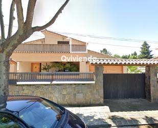 Exterior view of House or chalet for sale in Sant Cugat del Vallès  with Heating, Terrace and Swimming Pool