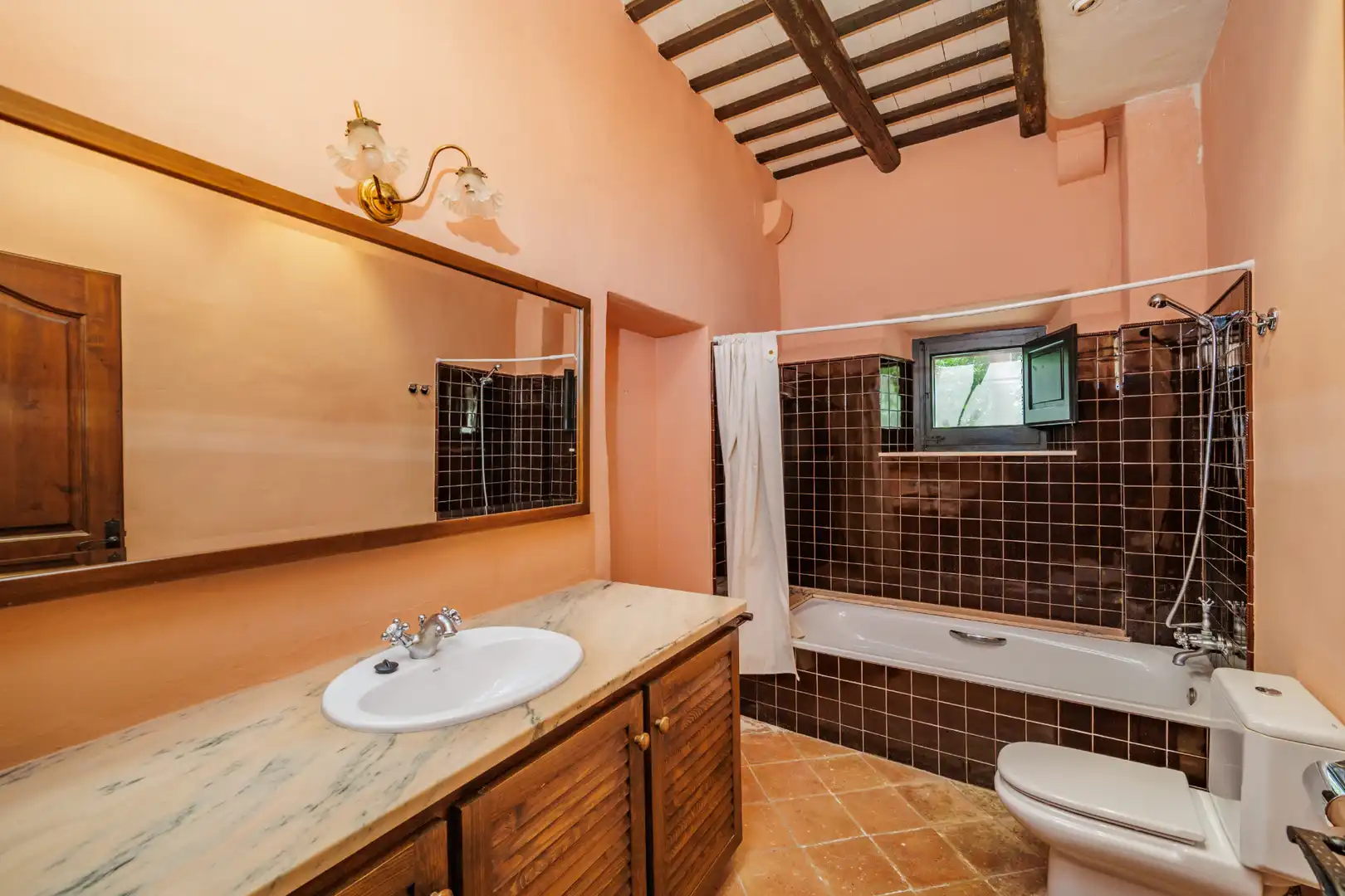 Bathroom of Country homes for sale in Parlavà  with Air Conditioner, Private garden and Terrace