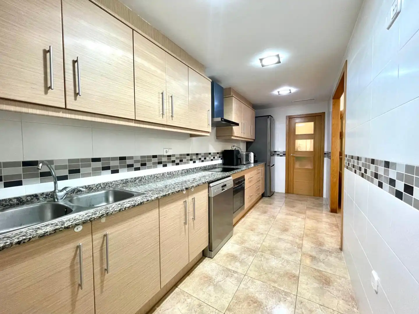 Flat for sale in Calle AUSIAS MARCH, Llombai