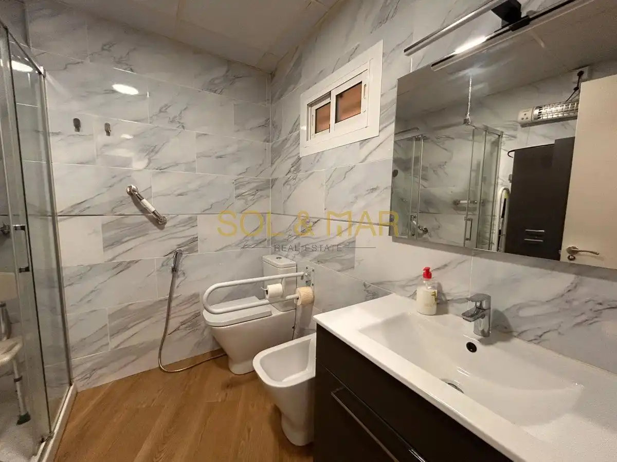 Apartamento con piscina en alquiler en Centro, imagen 11